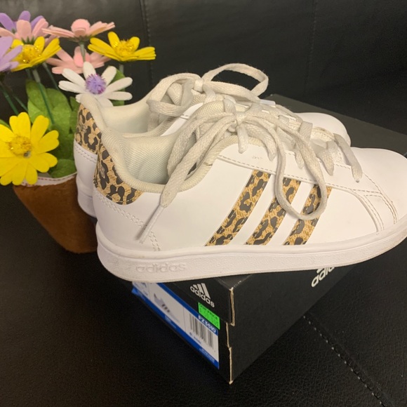 Kids Adidas（12.5K） - Picture 4 of 7